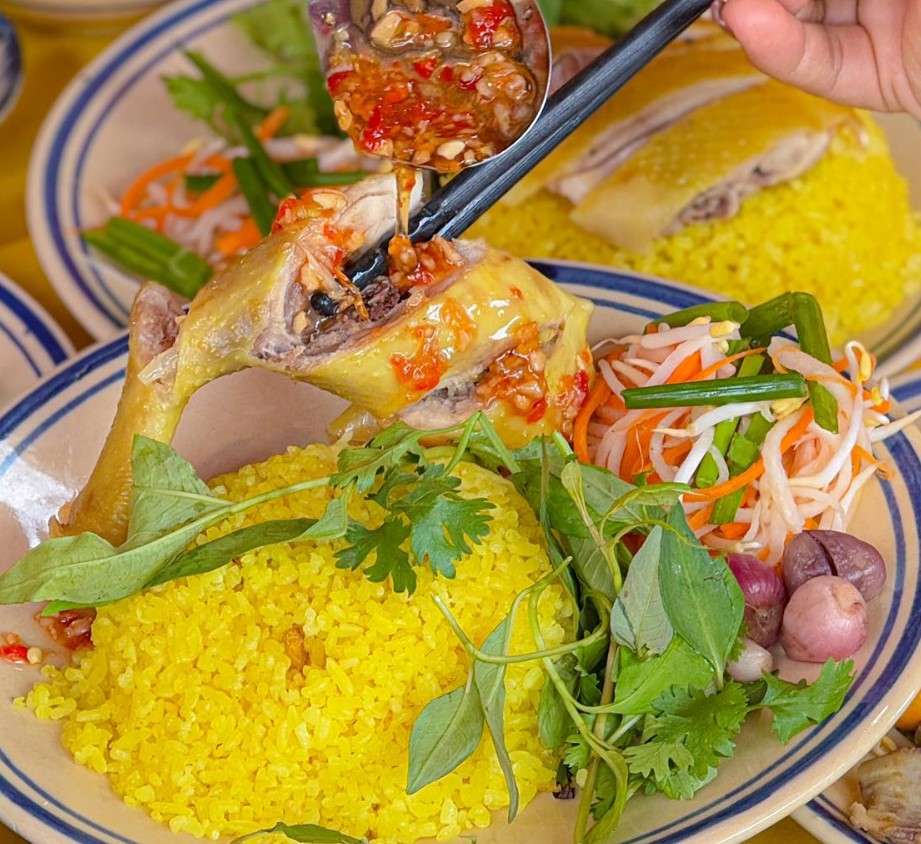 Đặc sản Cơm gà Phú Yên